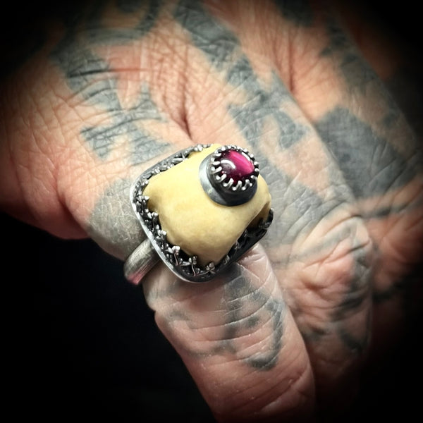 Human knuckle bone ring